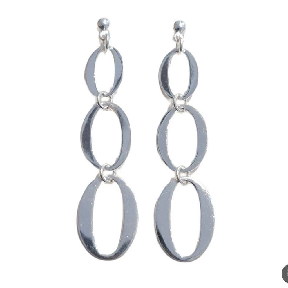 Jackie O Triple drop earrings Silver