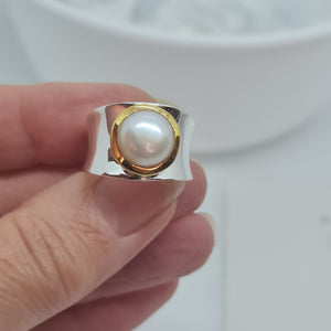 Isabella Pearl ring