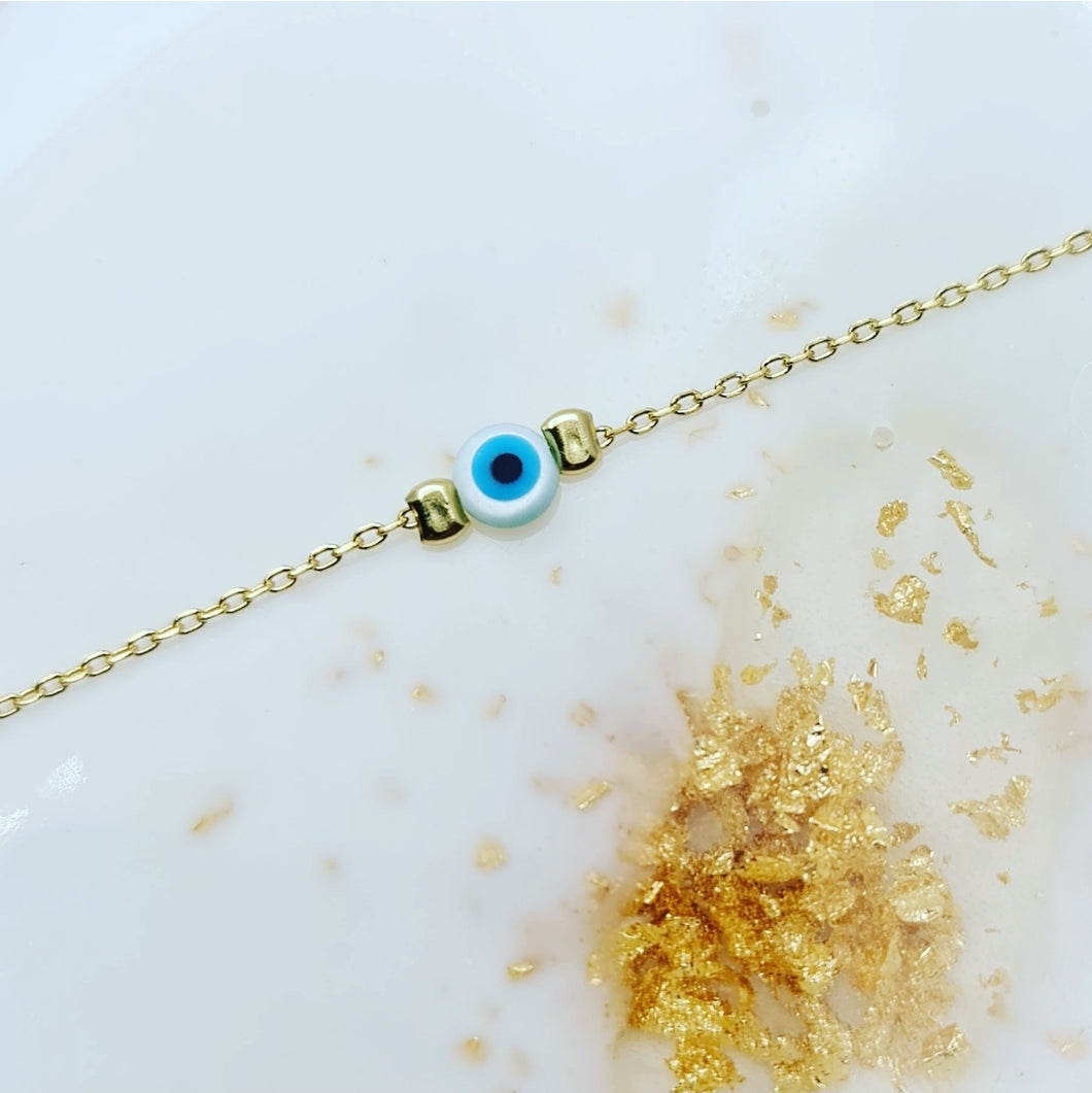 Mons mother of pearl evil eye bracelet